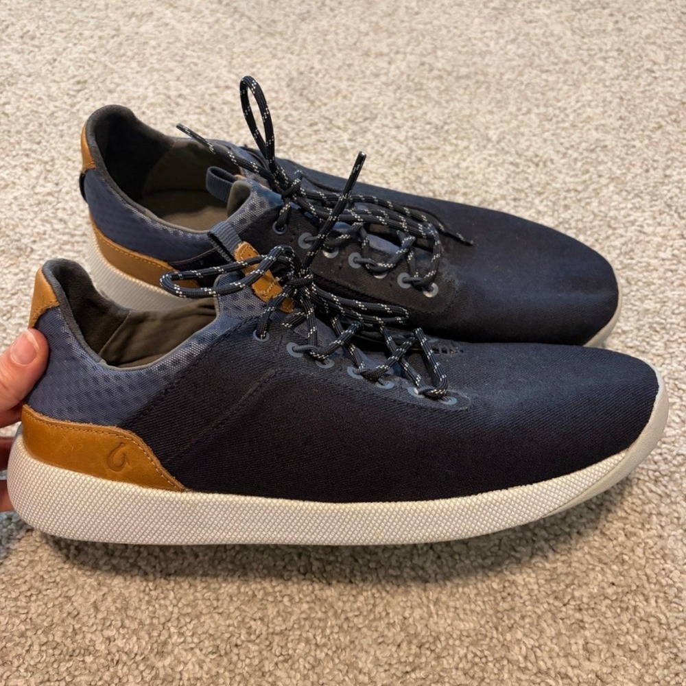 OluKai Nanea Li Sneakers Mens 10.5 Navy Blue Elevated Basic Casual Office